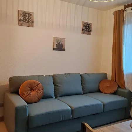 3apartment With Terrace At The Foot Of The Slopes 拉克吕萨